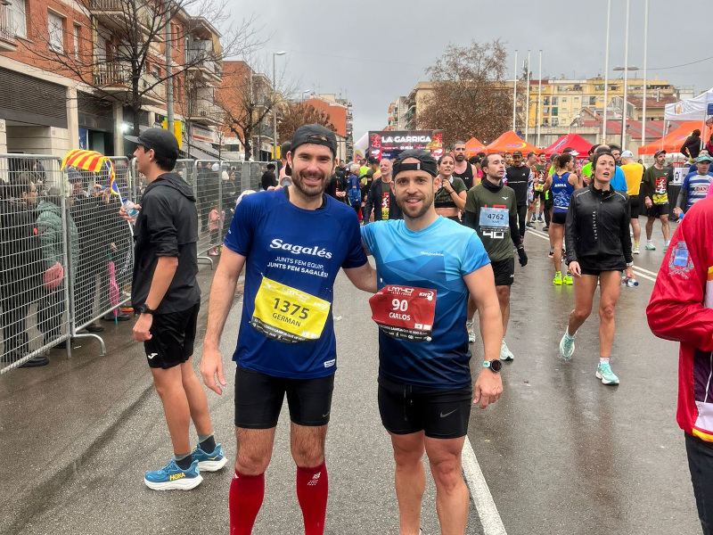 Germán García i Carlos Lorenzo, del Centre de Control, després de la cursa